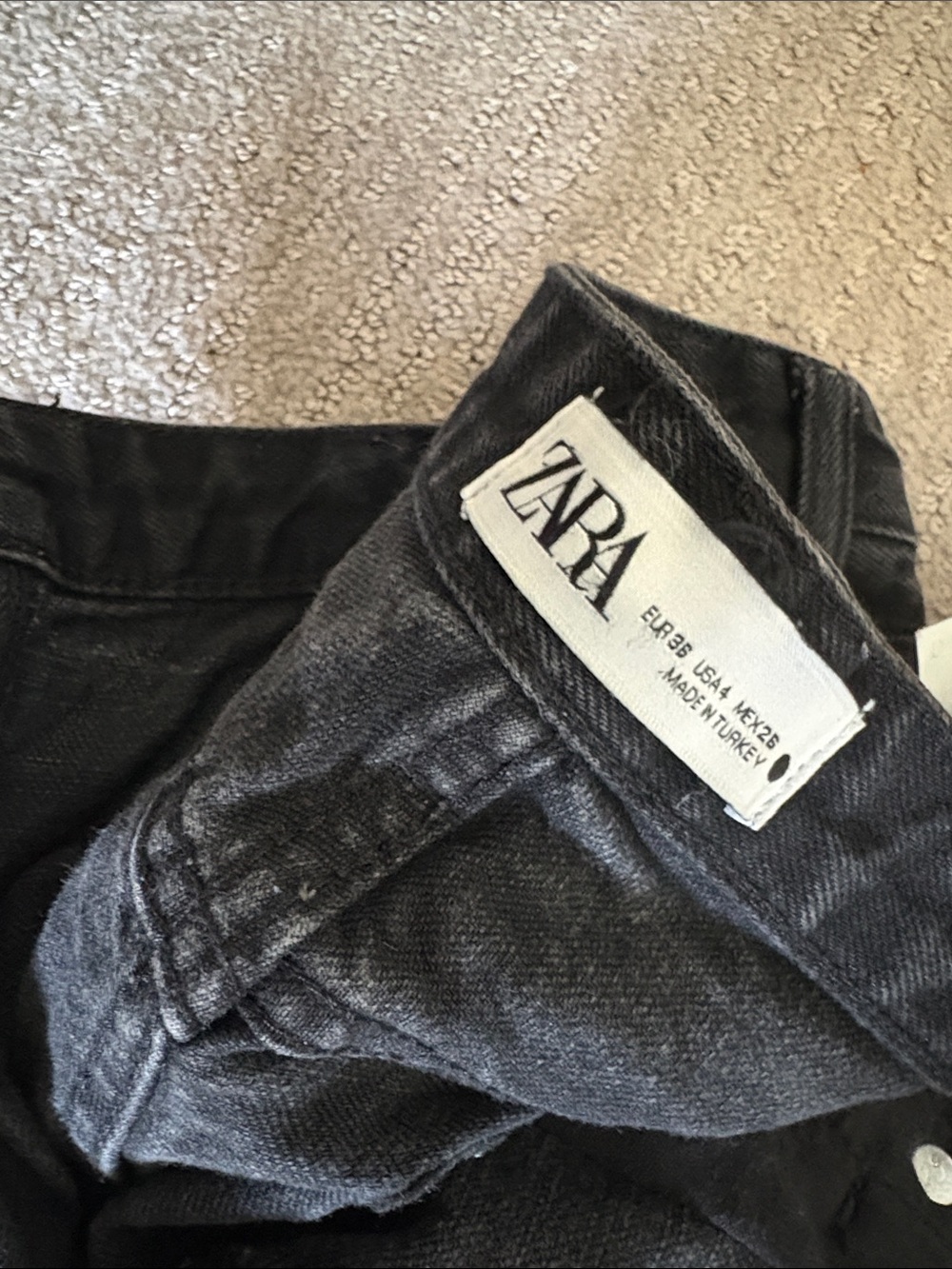 Zara Black Straight-Leg High-Rise Jeans
